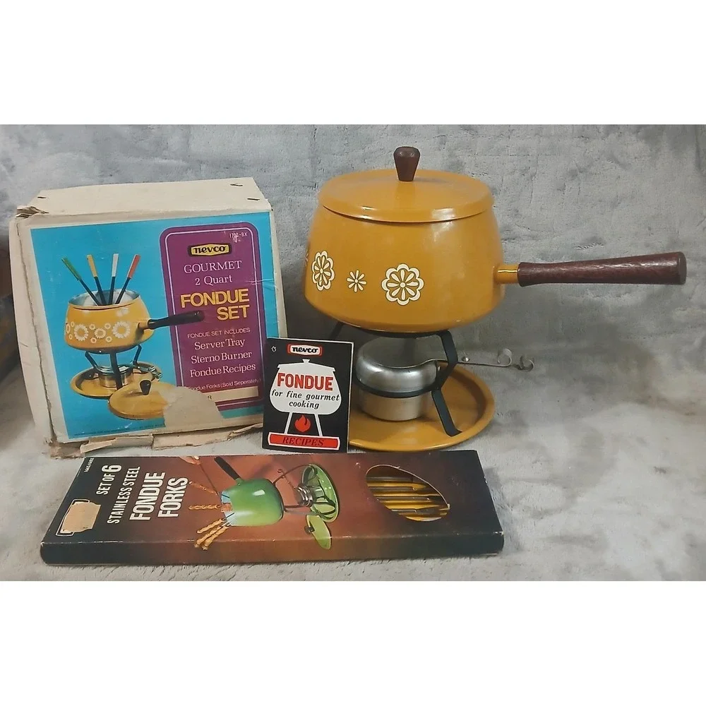 Vintage Nevco Harvest Gold Floral 2 Quart Fondue Set 70s MCM w/ Forks Box Yellow